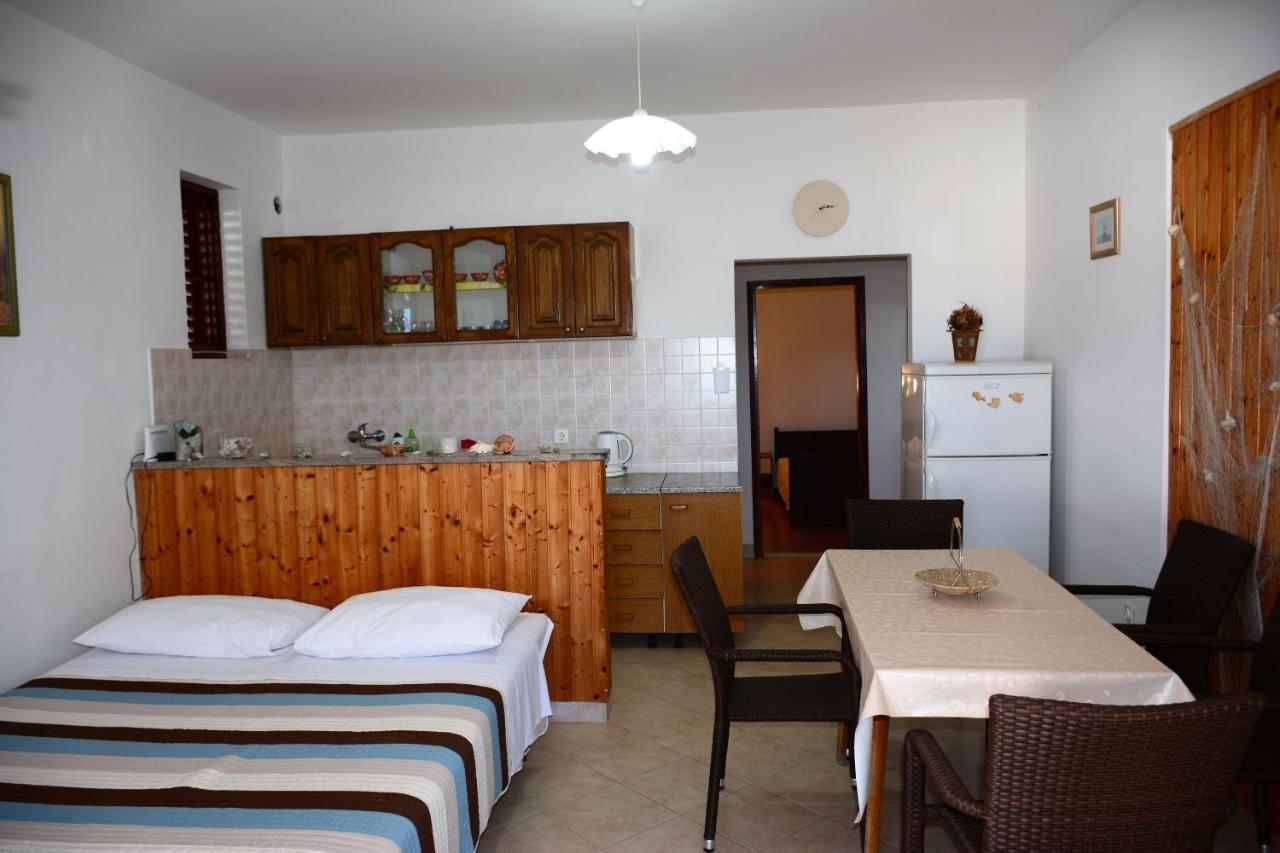 Apartments By The Sea Luka Dubrava, Peljesac - 284 Janjina Exterior foto
