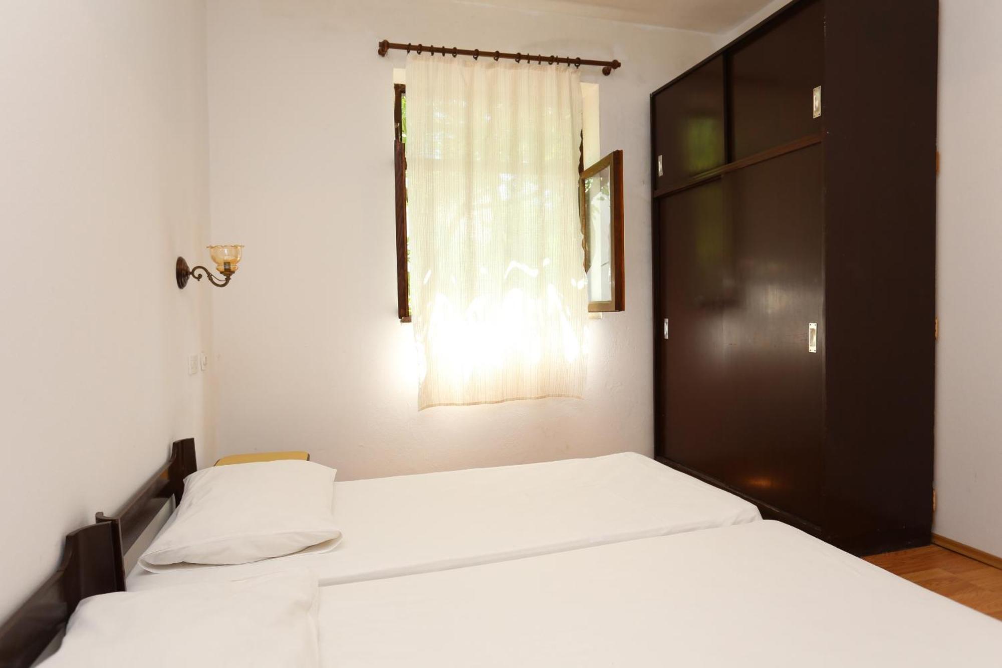 Apartments By The Sea Luka Dubrava, Peljesac - 284 Janjina Cameră foto